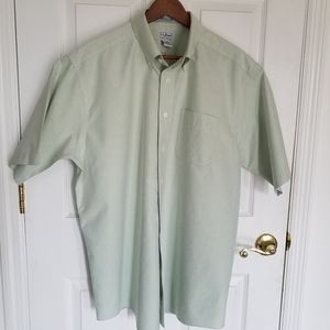 L.L. Bean Short Sleeve button down Oxford  Shirt Wrinkle Free